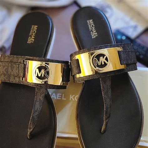 michael kors briar leather thong sandals|michael kors thong sandals sale.